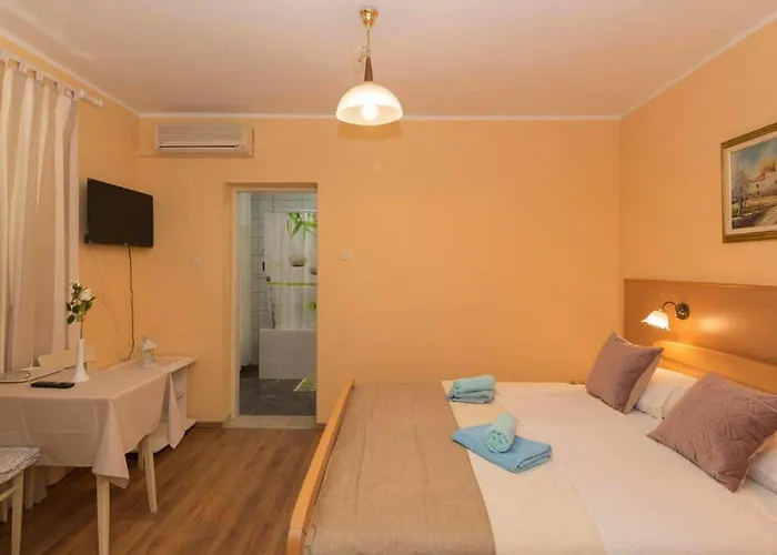 Porto Del Mar 메덜린