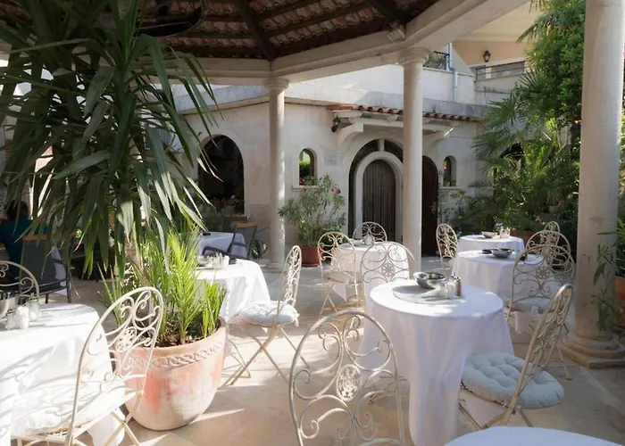 Porto Del Mar 메덜린