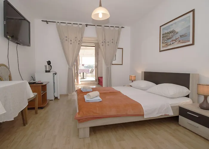 게스트하우스 Porto Del Mar 3*