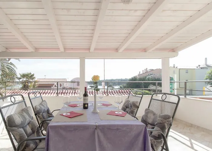 게스트하우스 Porto Del Mar 3*