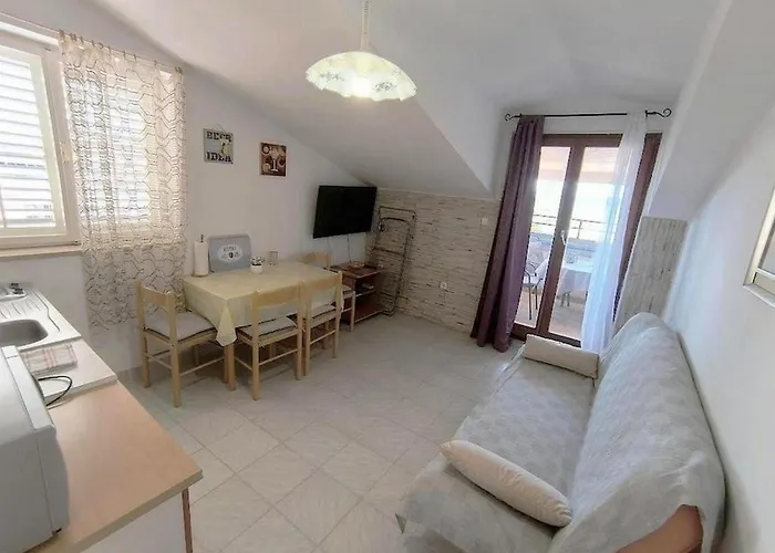 Porto Del Mar בית הארחה מדולין