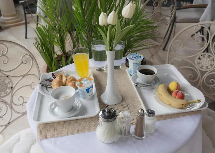 Porto Del Mar בית הארחה 3*