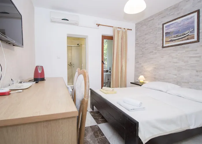 בית הארחה Porto Del Mar מדולין